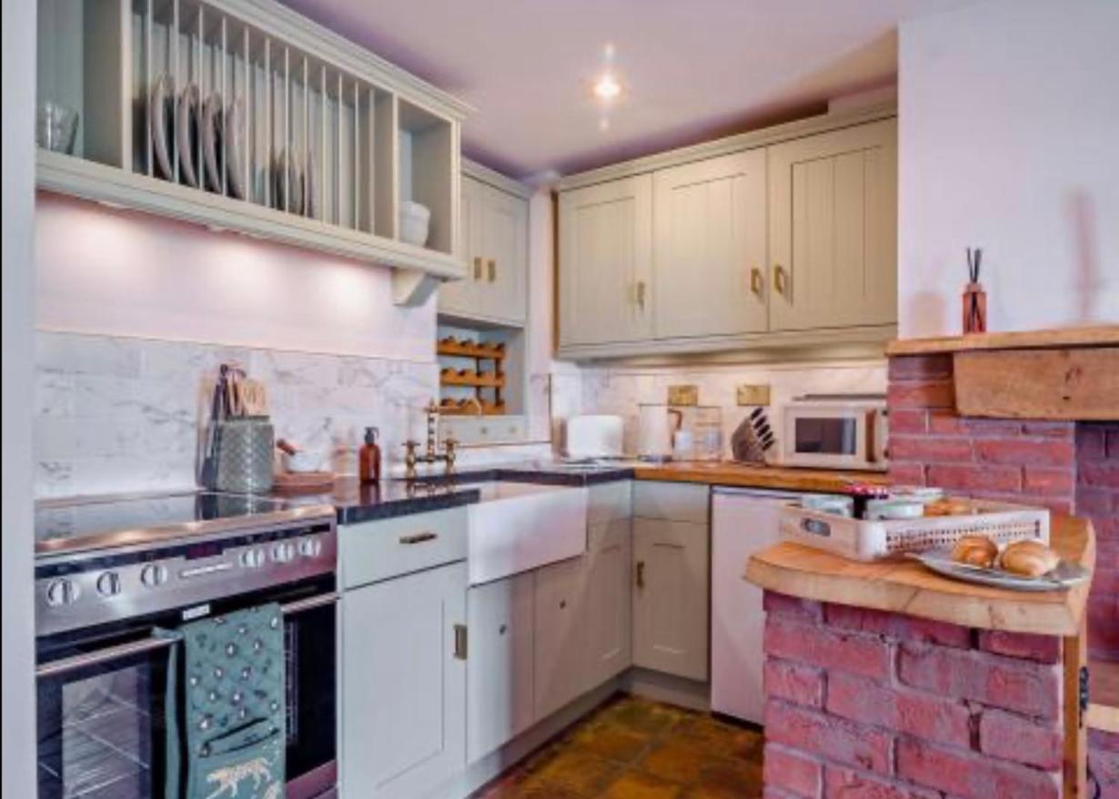 Carpenters Cottage Quirky Home Seaside Town Minehead Esterno foto
